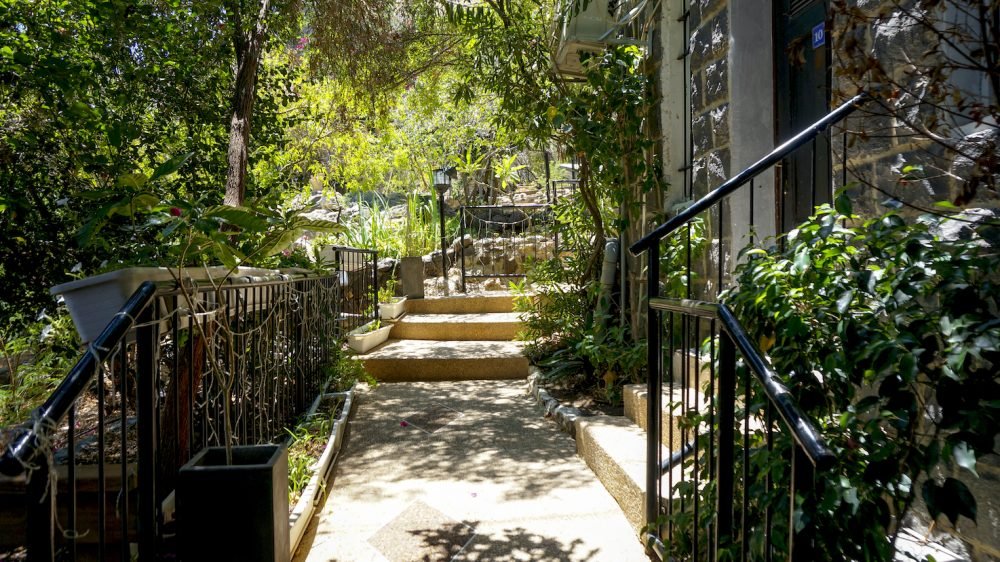 Garden at Villa Harte Restaurant