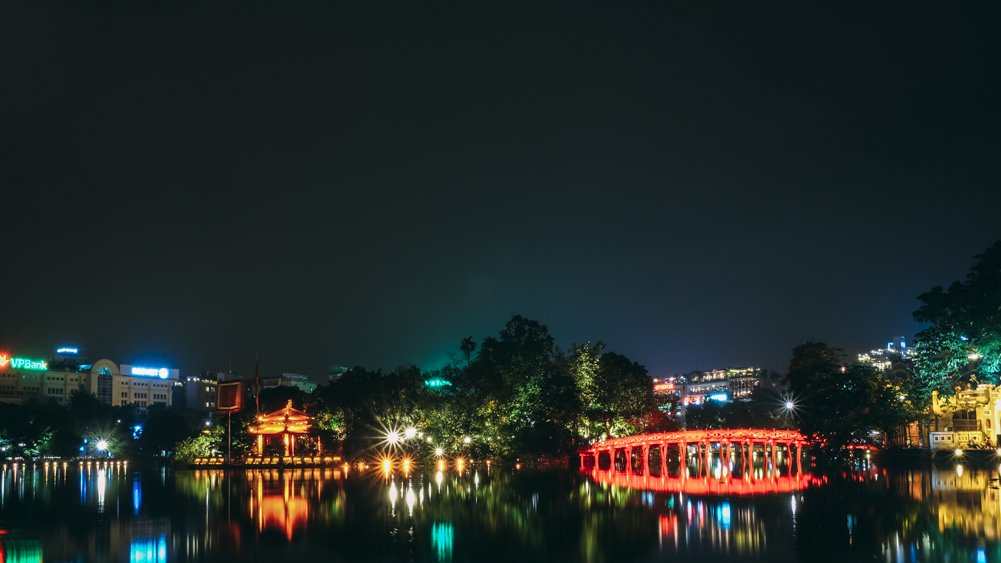 Hoan Kiem Lake